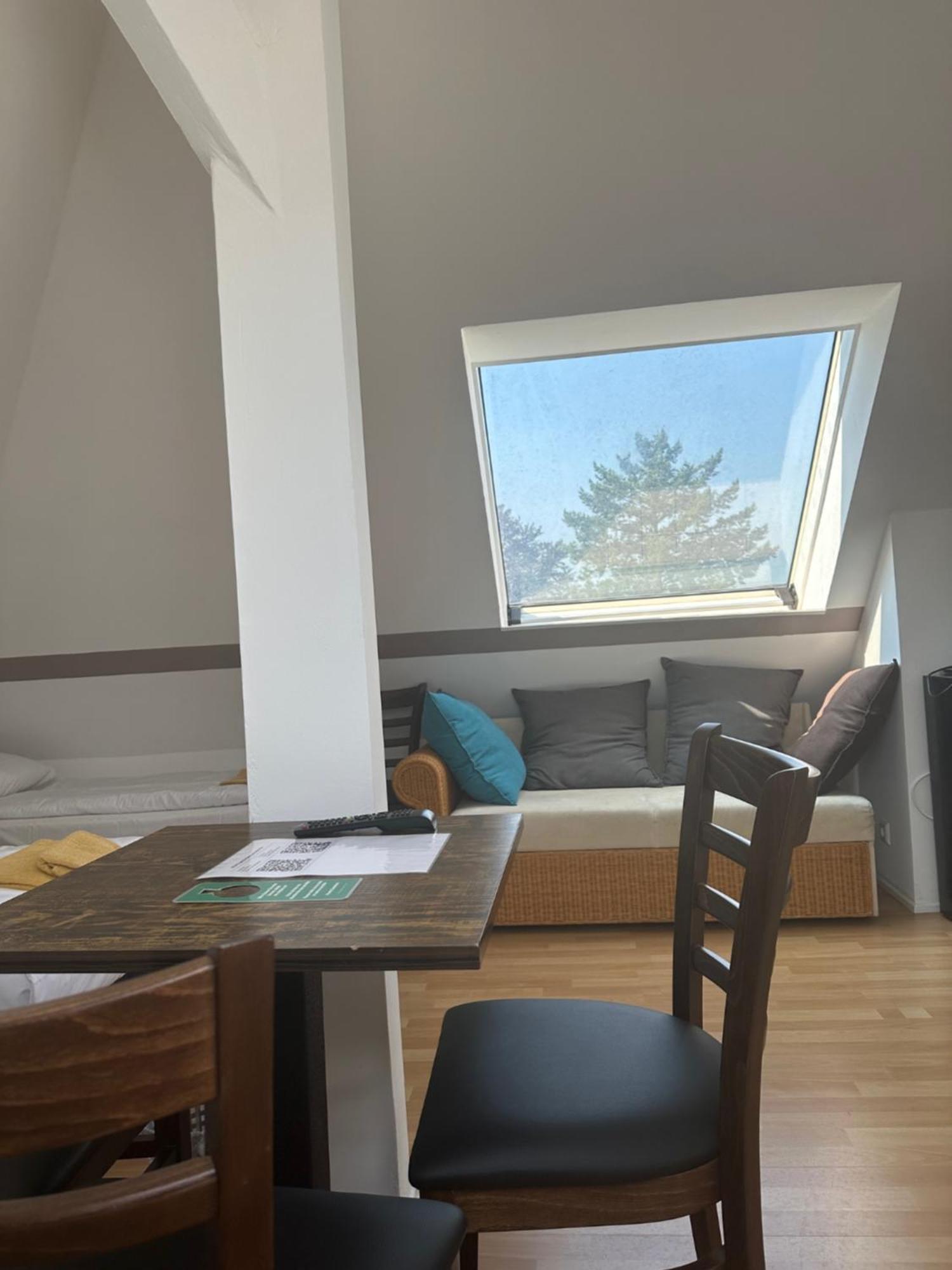 Hotel Pirol Berlin Zewnętrze zdjęcie