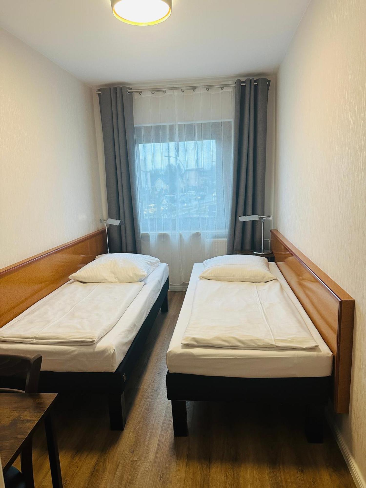 Hotel Pirol Berlin Zewnętrze zdjęcie